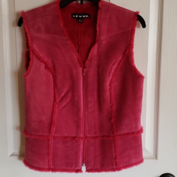 Vest - Picture 1 of 5